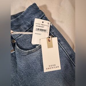 Good American Flare Jeans in Classic Blue